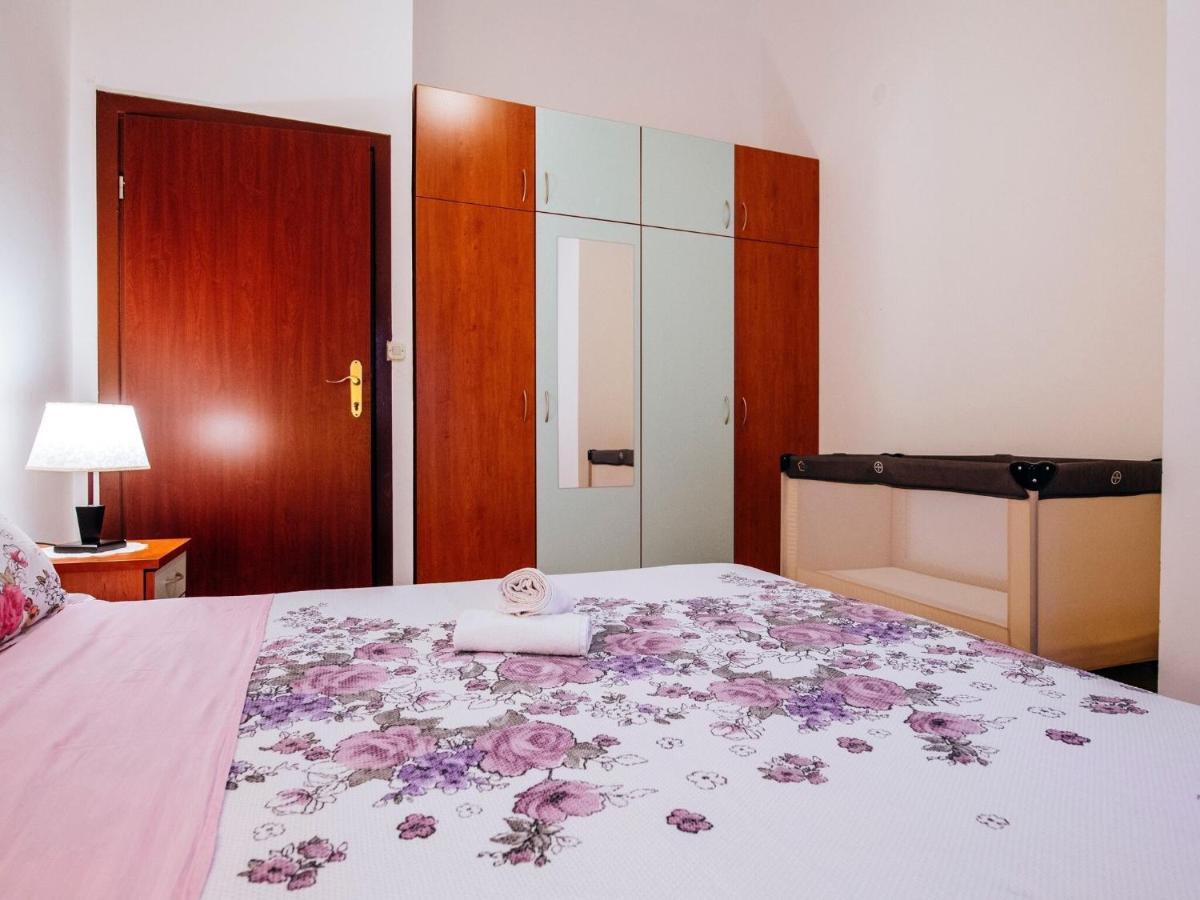 Splendid Holiday Home In Jasenice Maslenica Buitenkant foto