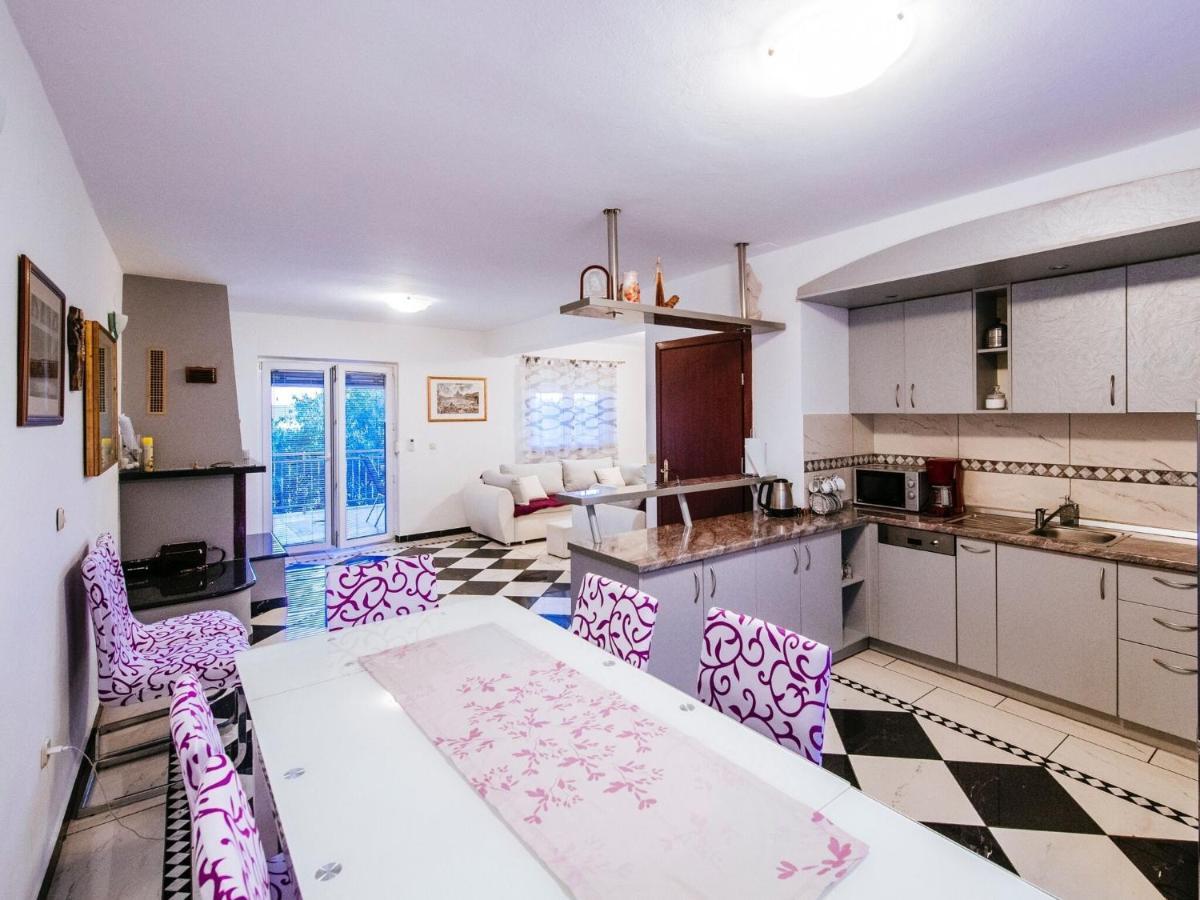 Splendid Holiday Home In Jasenice Maslenica Buitenkant foto